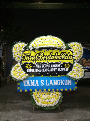 Papan Bunga Duka di Pegadungan